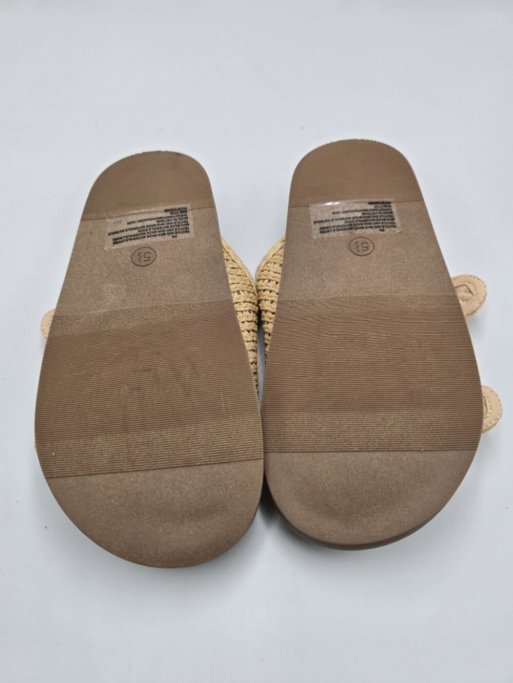 Universal Thread sandals - Picture 3 of 3